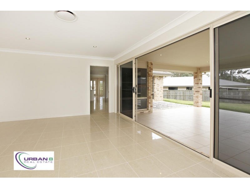 42 Rise Place, Moggill QLD 4070
